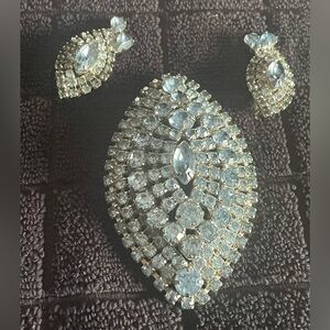 Vintage blue & Silver rhinestone Jewelry Set